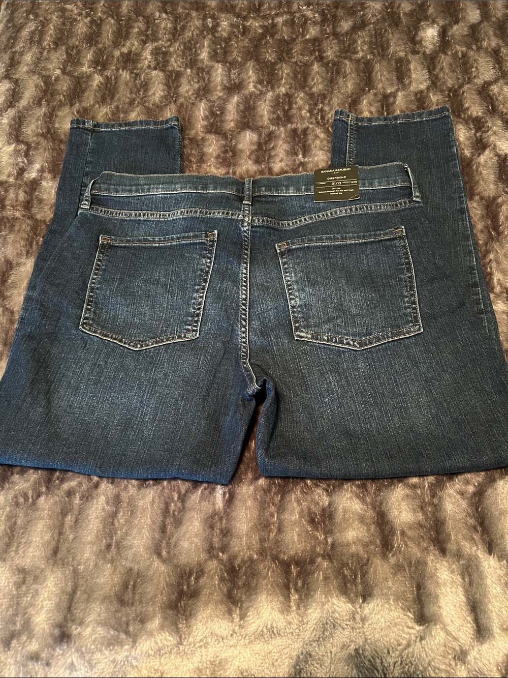 Banana Republic Women’s Girlfriend Dark Wash Jeans- size 31/12 petite - Picture 3 of 7